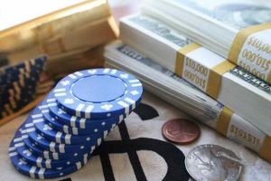 Blue Chip Coin là gì? Thị trường downtrend có nên đầu tư vào Blue Chip Coin?